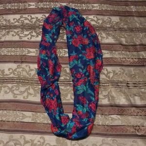 🌹Floral Scarf🌹